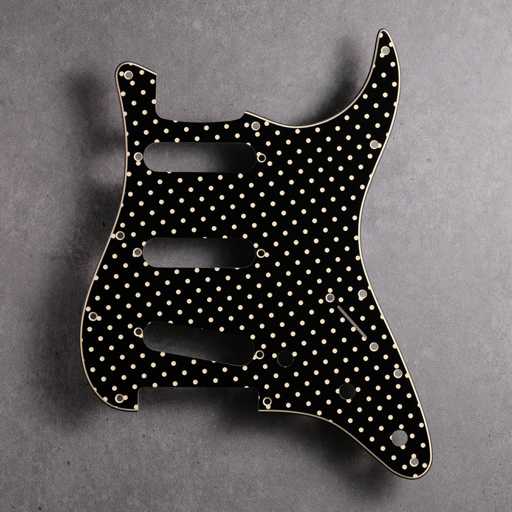 Four Thousand Holes - Stratocaster Pickguard - Black/Cream/Black