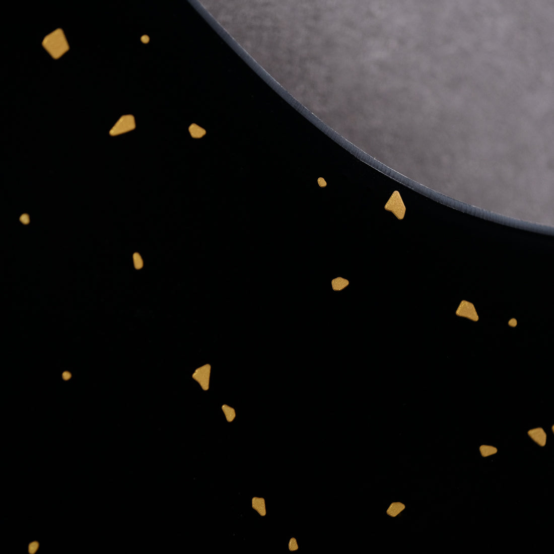Speckled - Stratocaster Trem Cover - Gold on Black Plexi
