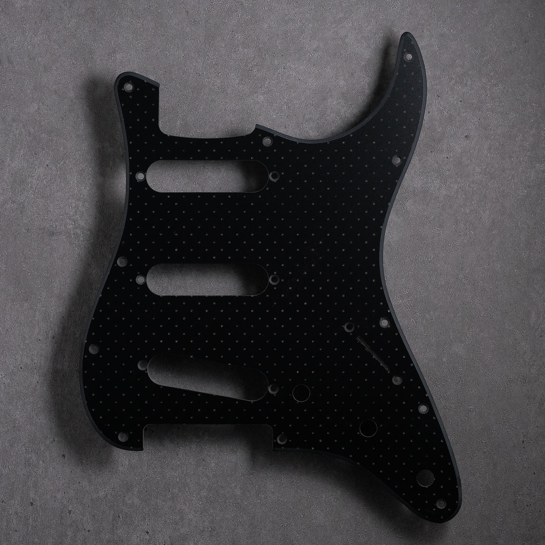 Roadster - Stratocaster Pickguard - Matte Black