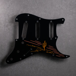 THE LONER - Stratocaster Pickguard - in Black