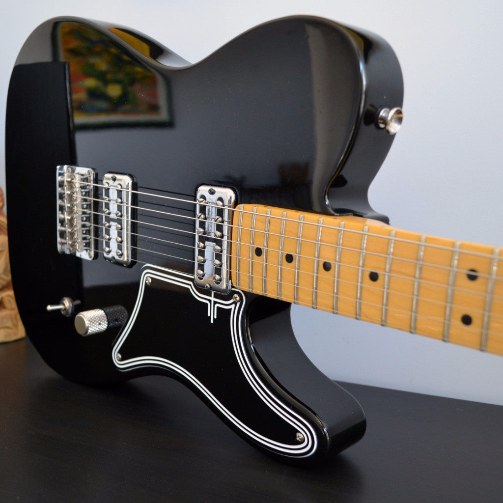 STREAMLINE - Cabronita Pickguard - Black/White/Black
