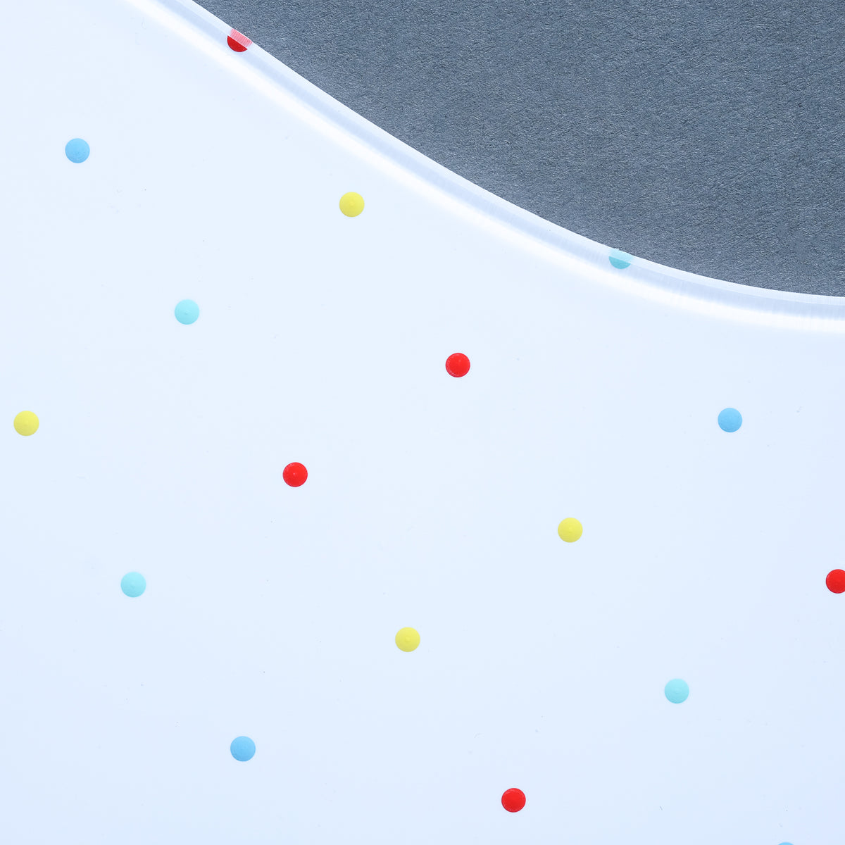 DOTS AT THE BEACH - WHITE