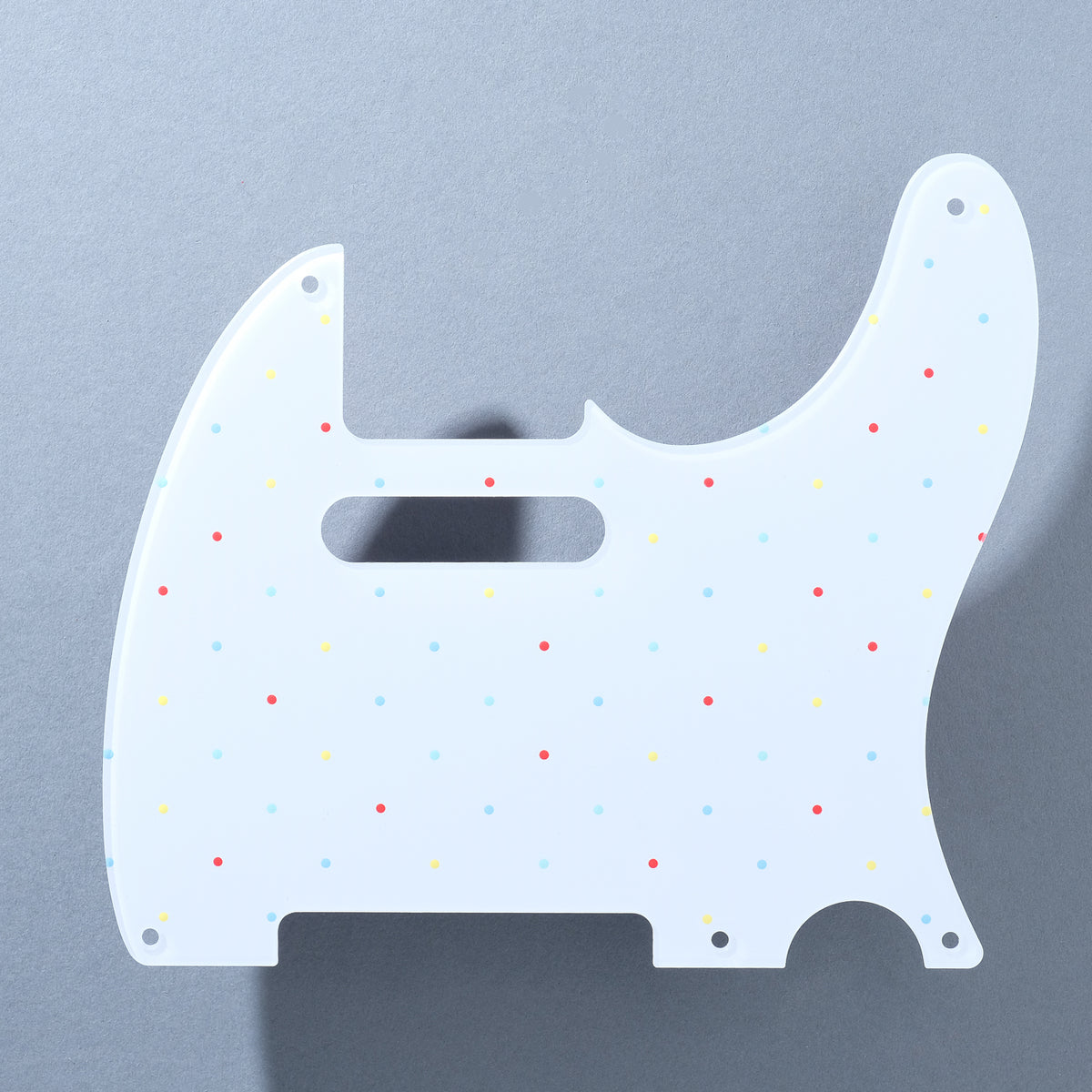 DOTS AT THE BEACH - WHITE