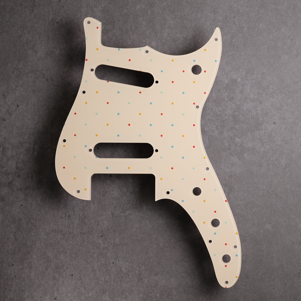 Dots at the Beach - Duosonic S/S Pickguard - in  Ivory